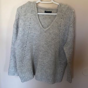 American Eagle hooded sweater